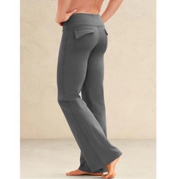 Athleta Fusion Flare Yoga Pants 🧘🏻♀️ - Picture 1 of 6